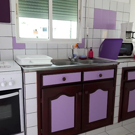 Appartements: Plage & Commerces A 200M Сент-Анн Экстерьер фото